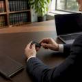 Recupera valor en 2–12 meses: KPI y ROI de la IA legal para despachos